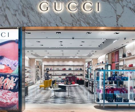 gucci heathrow tax free|gucci heathrow.